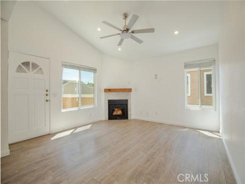 10435 W Briar Oaks A Drive, Stanton, CA