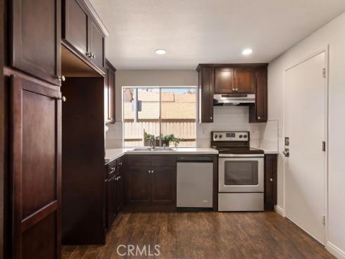 10525 Royal Oak , Stanton, CA