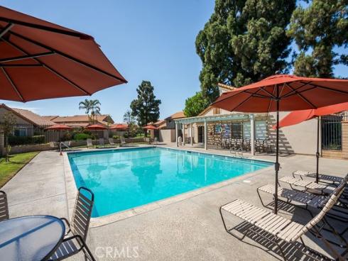10525 Royal Oak , Stanton, CA