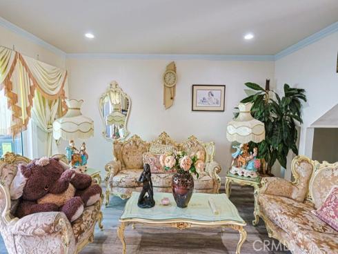 11077 Robinson