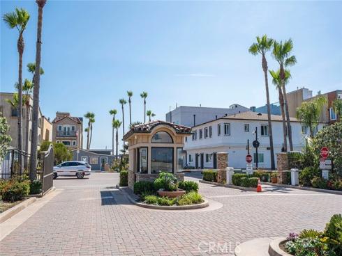 40  B Surfside Avenue  , Surfside, CA