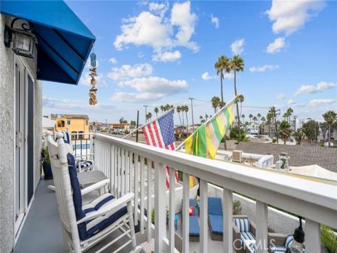 7  Surfside Avenue  , Surfside, CA