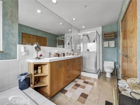 16745 Bayview B Drive, Sunset Beach, CA