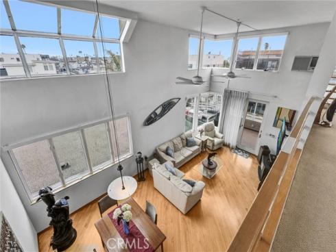 16745 Bayview B Drive, Sunset Beach, CA