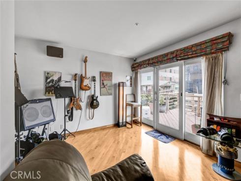 16745 Bayview B Drive, Sunset Beach, CA