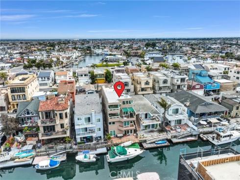 16745 Bayview B Drive, Sunset Beach, CA