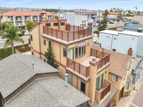57 B Surfside Ave. , Surfside, CA