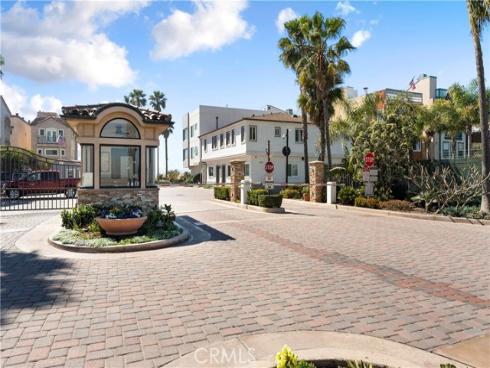 56  B Surfside   Avenue, Surfside, CA