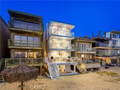 105 Surfside Avenue , Surfside, CA