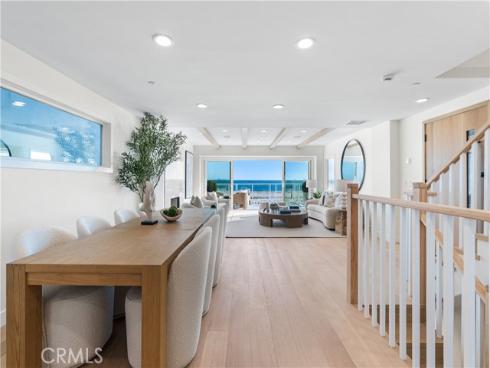 105 Surfside Avenue , Surfside, CA