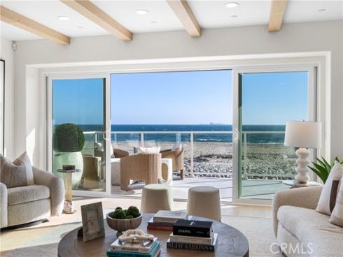 105 Surfside Avenue , Surfside, CA