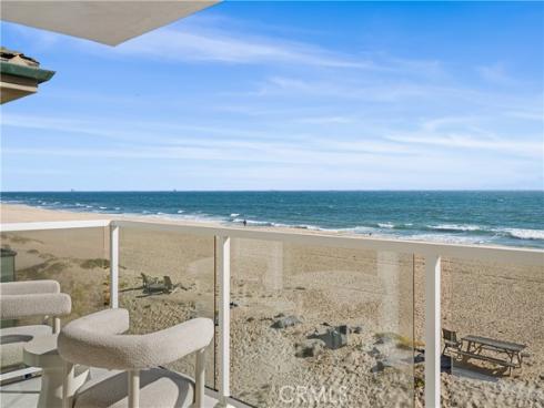 105 Surfside Avenue , Surfside, CA