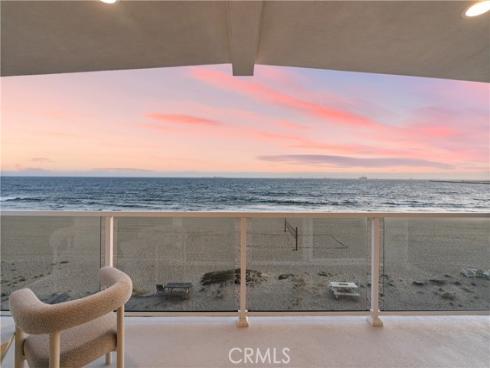 105 Surfside Avenue , Surfside, CA