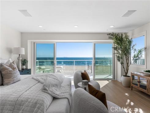 105 Surfside Avenue , Surfside, CA