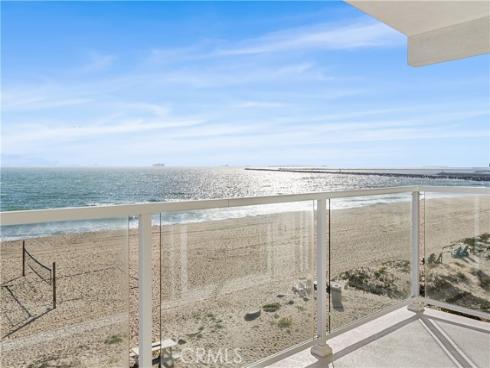 105 Surfside Avenue , Surfside, CA