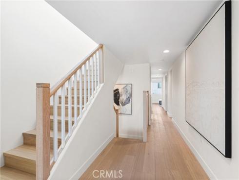 105 Surfside Avenue , Surfside, CA