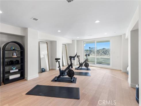 105 Surfside Avenue , Surfside, CA