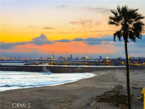105  Surfside Avenue  , Surfside, CA