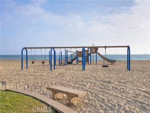 57  A Surfside   Avenue, Surfside, CA