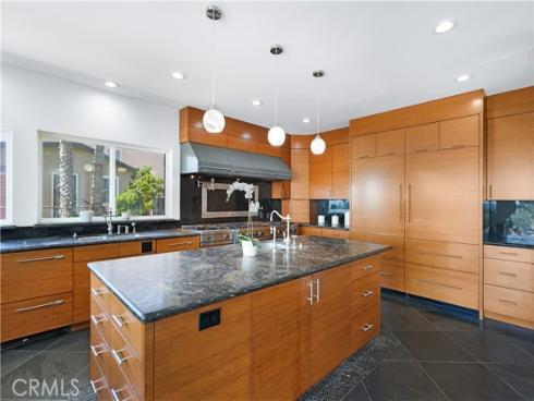 16601 S Pacific   Avenue, Sunset Beach, CA