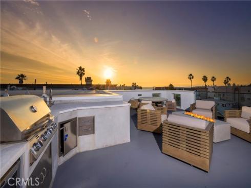 16459  24th  , Sunset Beach, CA