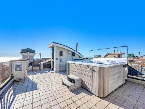 47  Surfside  , Surfside, CA