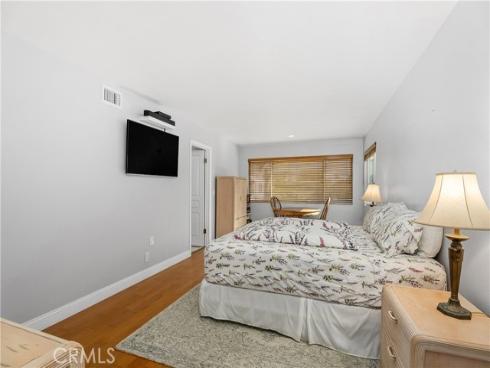 17081 5th , Sunset Beach, CA