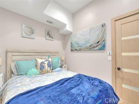 99 Surfside , Surfside, CA