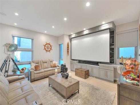 99 Surfside , Surfside, CA