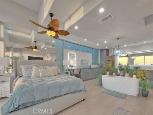 99 Surfside , Surfside, CA