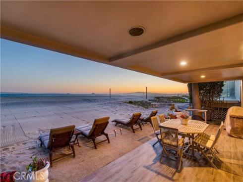 67 A Surfside Avenue, Surfside, CA