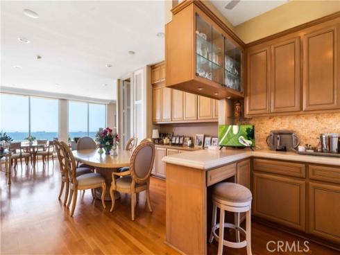 67 A Surfside Avenue, Surfside, CA