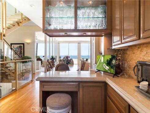 67 A Surfside Avenue, Surfside, CA