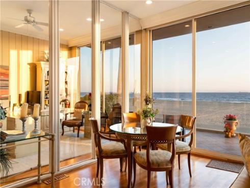 67 A Surfside Avenue, Surfside, CA