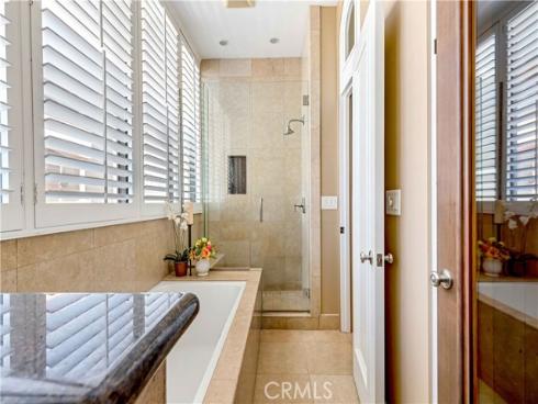 67 A Surfside Avenue, Surfside, CA