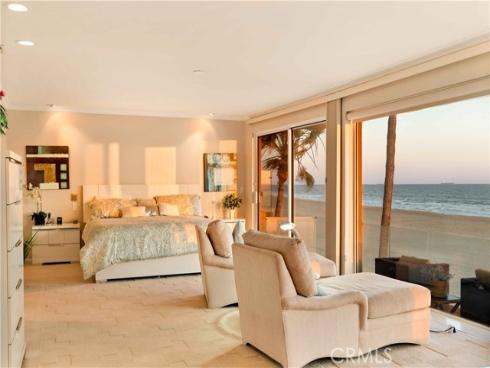 67 A Surfside Avenue, Surfside, CA