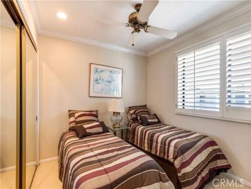 67 A Surfside Avenue, Surfside, CA