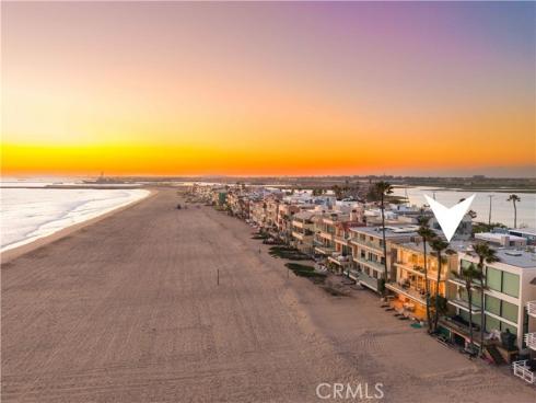 67 A Surfside Avenue, Surfside, CA