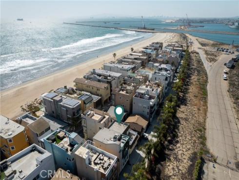 20 Pacific Avenue, Surfside, CA