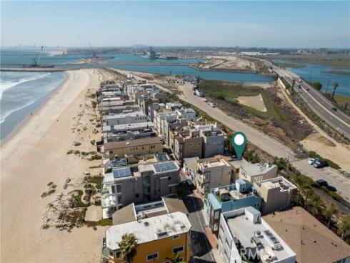20  Pacific   Avenue, Surfside, CA