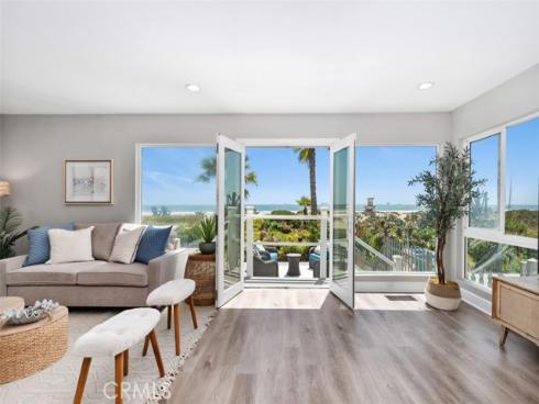 17111 S Pacific Avenue, Sunset Beach, CA