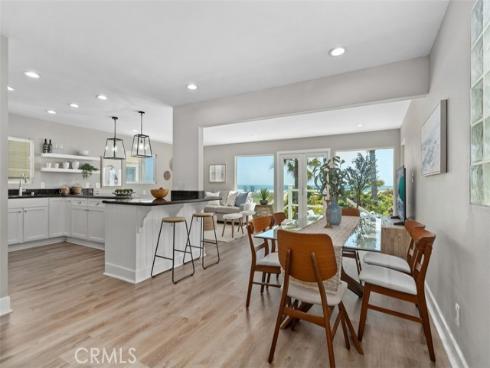 17111 S Pacific Avenue, Sunset Beach, CA