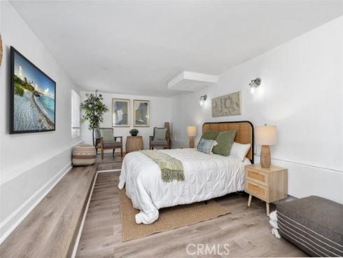 17111 S Pacific Avenue, Sunset Beach, CA