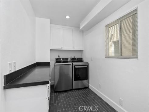 17111 S Pacific Avenue, Sunset Beach, CA
