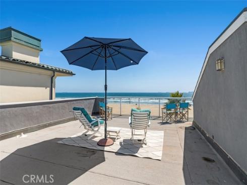 17111 S Pacific Avenue, Sunset Beach, CA