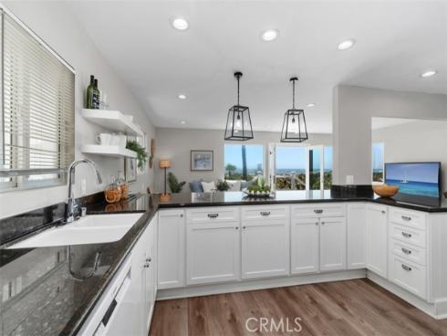 17111 S Pacific Avenue, Sunset Beach, CA