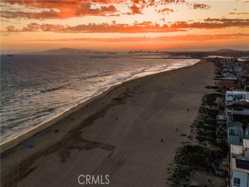 16461  24th  , Sunset Beach, CA