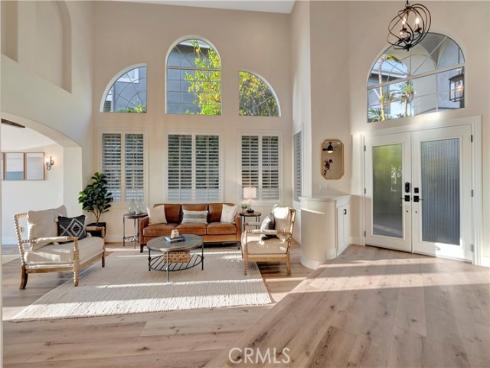 21811 Via Del Lago , Trabuco Canyon, CA