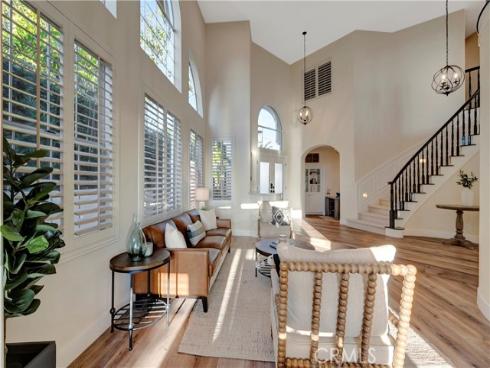 21811 Via Del Lago , Trabuco Canyon, CA