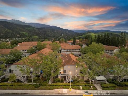 28871  Canyon Point  , Trabuco Canyon, CA